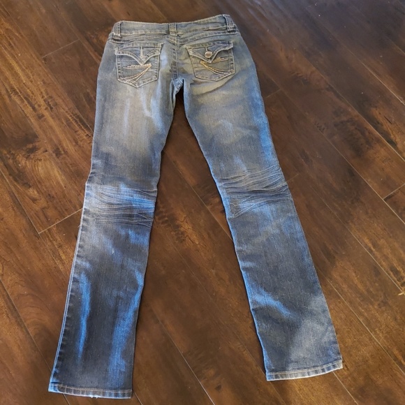 VIP Jeans - Picture 2 of 3